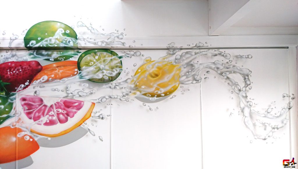 Éclaboussure d'eau et ses fruits — photo 9
