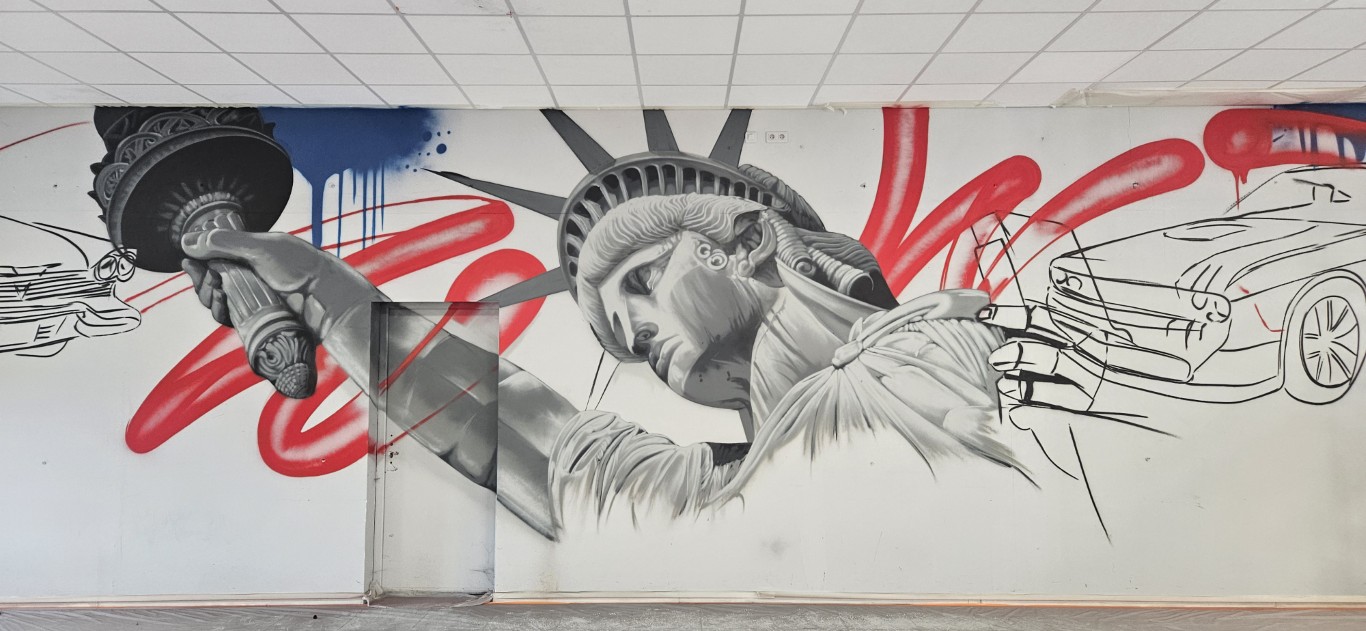 American Car4 — showroom US — photo 2