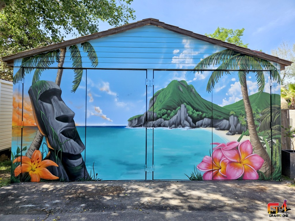 Fresque île de Pâques — Camping Cayola — photo 1
