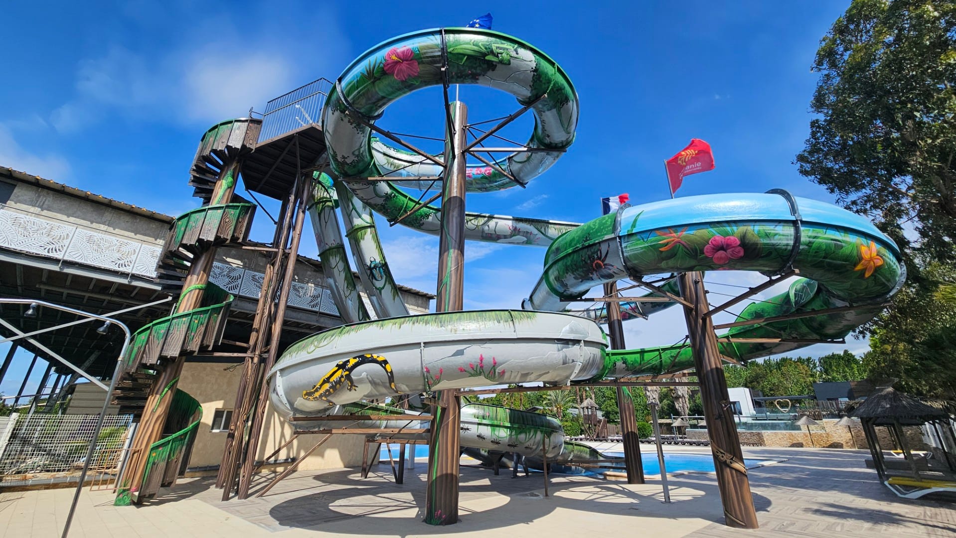 Fresque immersive sur les toboggans du Camping Les Mimosas — photo 19