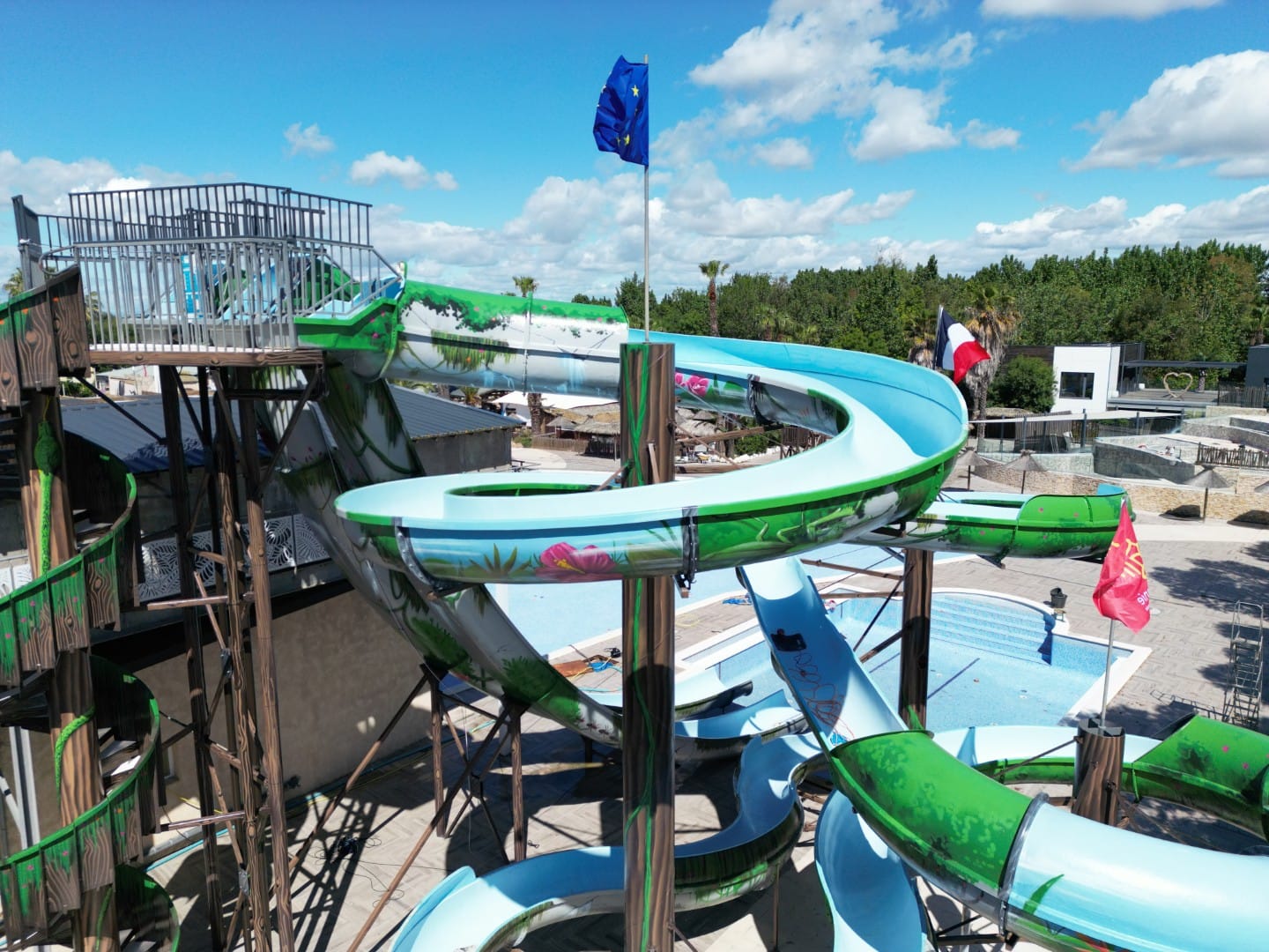 Fresque immersive sur les toboggans du Camping Les Mimosas — photo 12