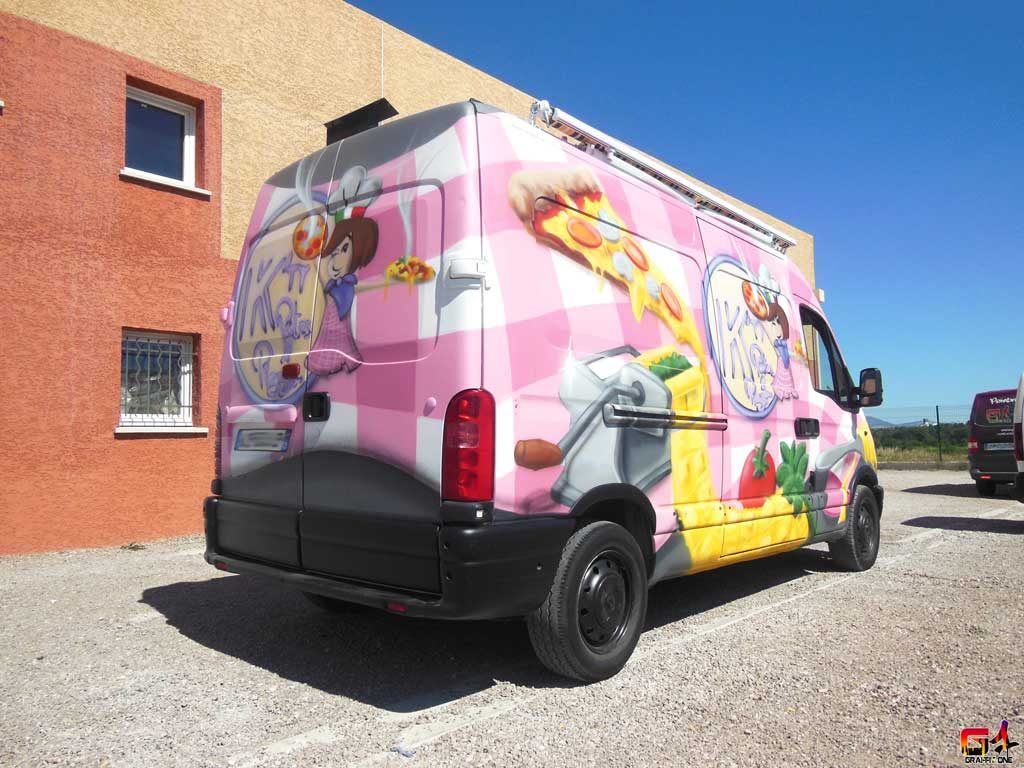 Publicité d'entreprise sur un camion de pizzas Nice (06)